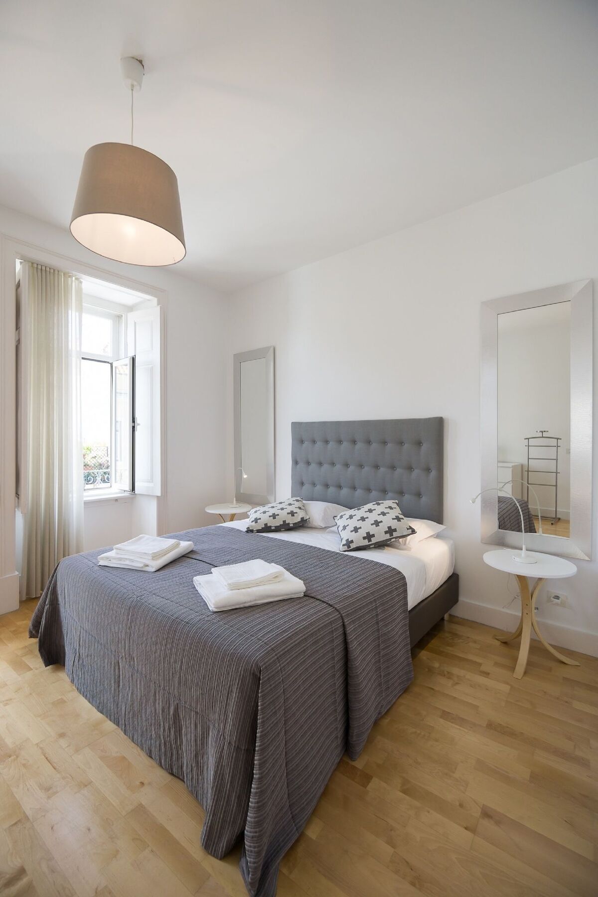 Shortstayflat Graca Apartment